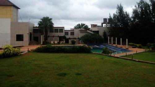 Hotel Cotton County Club And Resort