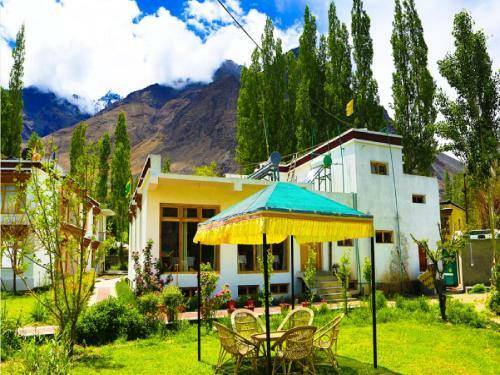 Hotel Tih The Hundar Resort