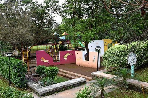 Hotel Manas Lifestyle Resort