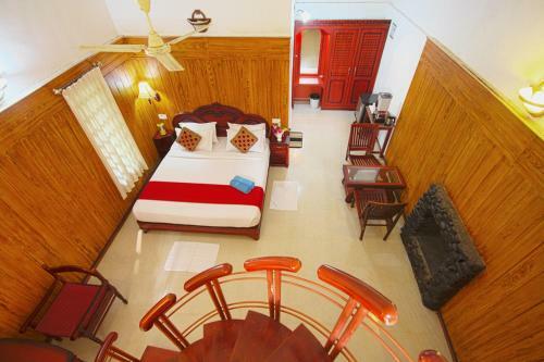 Hotel Misty Woods Resort