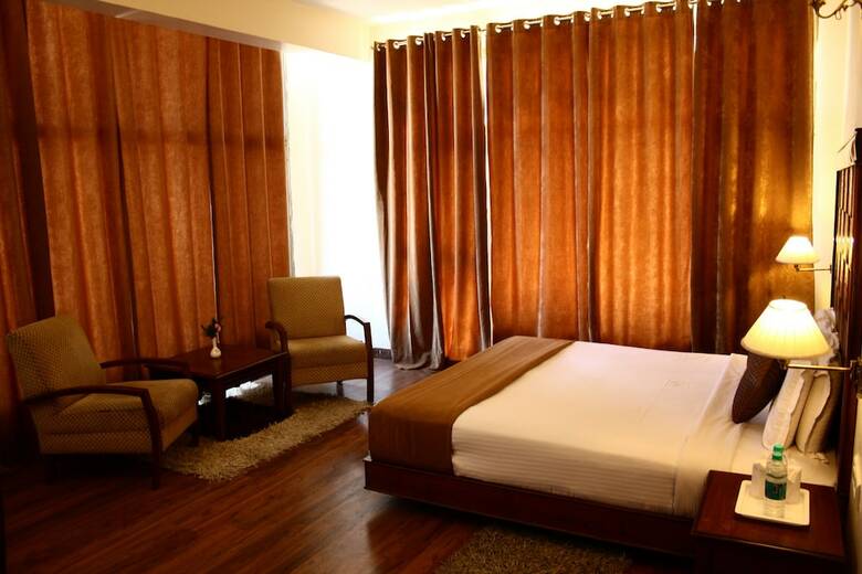 Hotel Kasauli Castle Resort