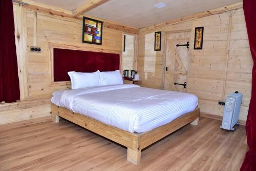 Hotel Snow King Retreat