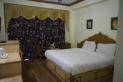 Hotel Snow King Retreat