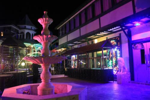 Hotel Snow King Retreat