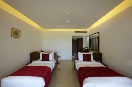Hotel Rns Golf Resort & Nature Cure Centre