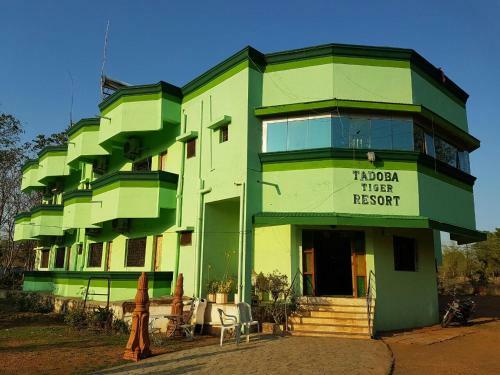 Hotel Tadoba Tiger Resort