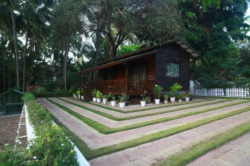 Bed & Breakfast Saffronstays Little Paradise