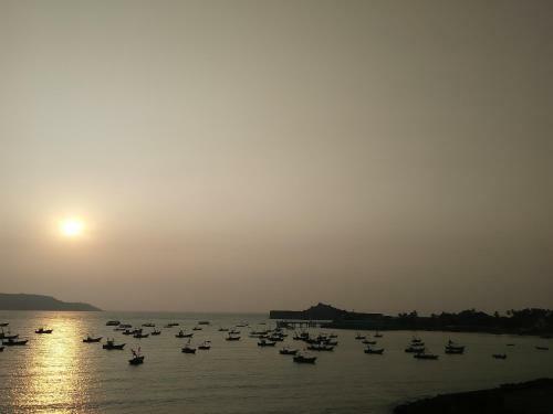 Lodge Anjum Holiday Home
