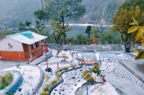 Jj's Village By Opensky