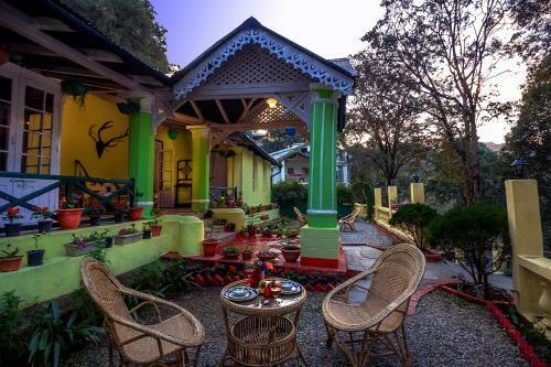 Hotel Emily Lodge