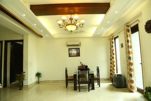 Hostal Namasteyhomes Service Apartments