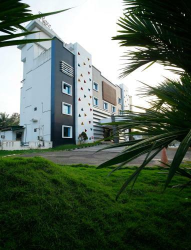 Rose International Hotel
