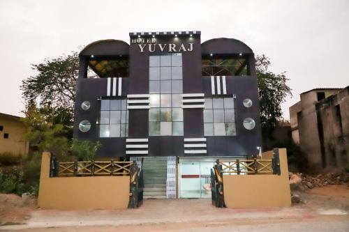 Spot On 41331 Hotel Yuvraj