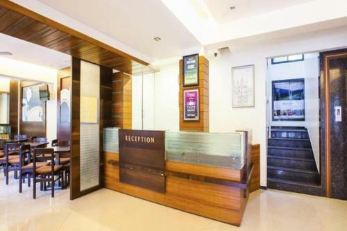 Jaffer Bhai's Brickland Hotel