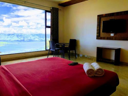 Hotel Rainforest Restaurant & Villas
