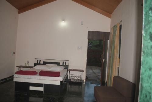 Bed & Breakfast Exotic Home Stay, Panchgani