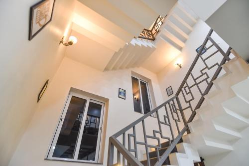 Eko Stay (gold)- Zen Villa