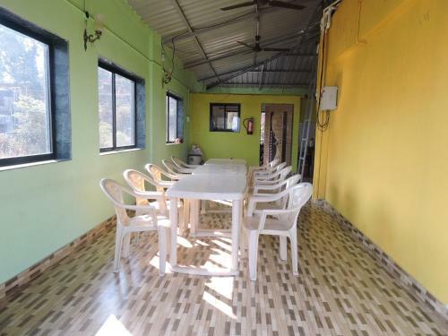 Hotel Blossom, Panchgani