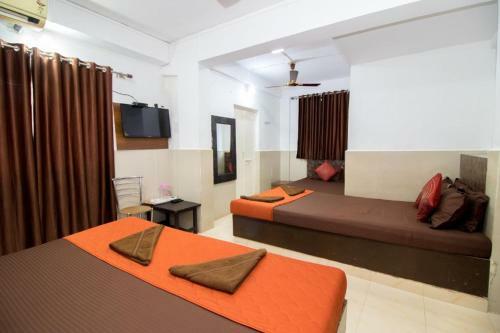 Hotel Travellers Inn