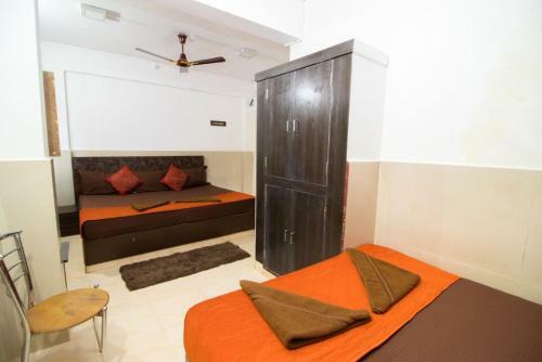Hotel Travellers Inn