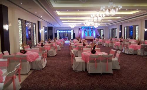 Continent Hotel Nawanshahr