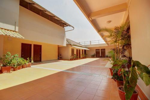 Hotel Oyo 17387 Hilldale Resorts