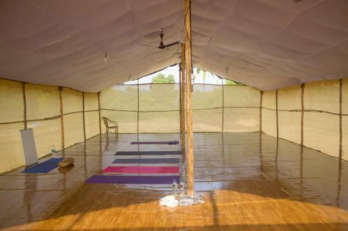 Hotel Shiva Shakti Yoga Beach Resort