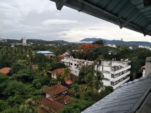 Hotel Hazmi AC Rooms