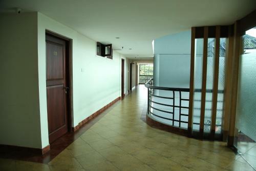 Hotel Hazmi AC Rooms