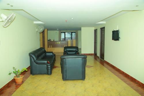 Hotel Hazmi AC Rooms