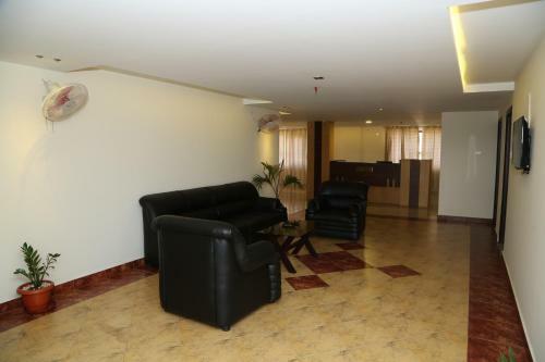 Hotel Hazmi AC Rooms