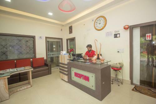 Hotel Oyo 43883 Shine View