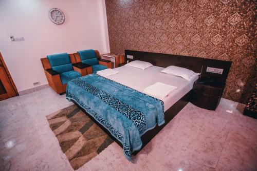 Hotel Gkm Grand