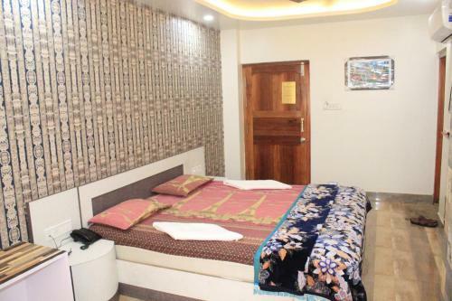 Hotel Gkm Grand