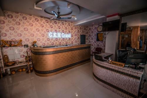 Hotel Gkm Grand