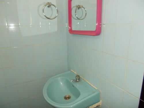 Hostal Orly Cafe And Guest House