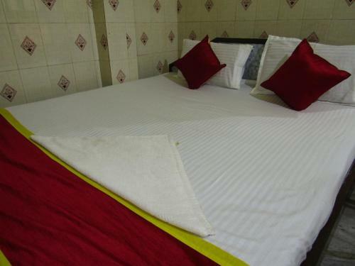 Hotel Goroomgo Neelachal Lodge Puri