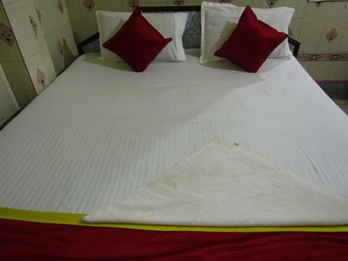 Hotel Goroomgo Neelachal Lodge Puri