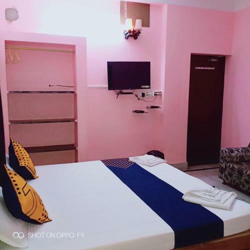 Hotel Gunjan