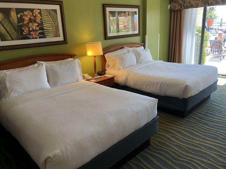 Holiday Inn Hotel & Suites Clearwater Beach