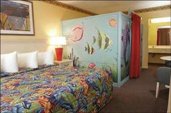 Hotel International Palms Resort And Conference Center