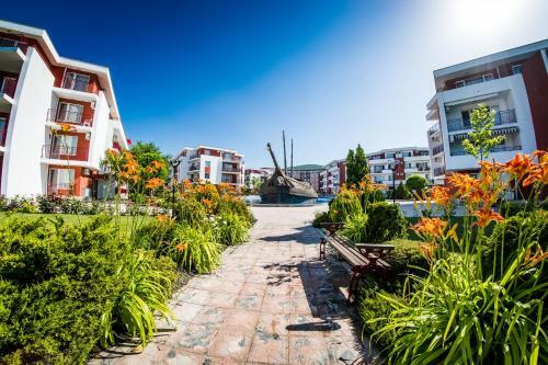 Privillege Fort Noks Beach Apartments