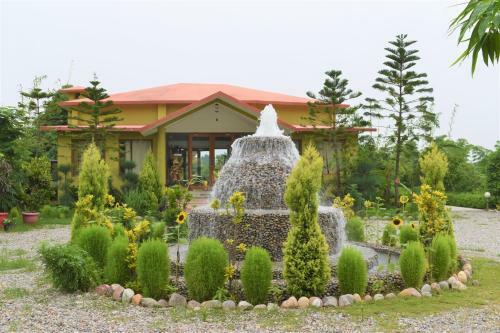 Hotel Aura Corbett Resort