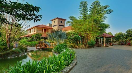 Hotel The Fern Gir Forest Resort