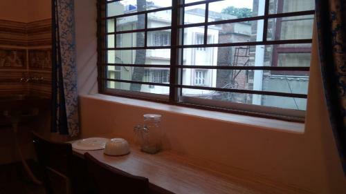 12 Homestay Apartments