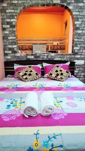 12 Homestay Apartments