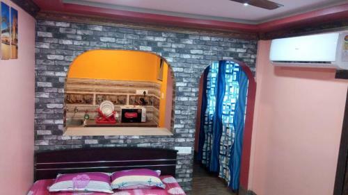12 Homestay Apartments