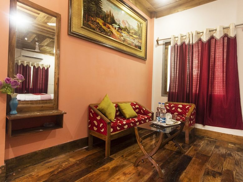 Oyo 13754 Brindawan Hotel And Resorts