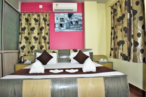 Hotel Debjyoti