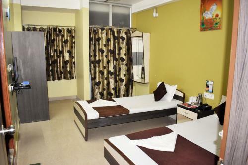 Hotel Debjyoti